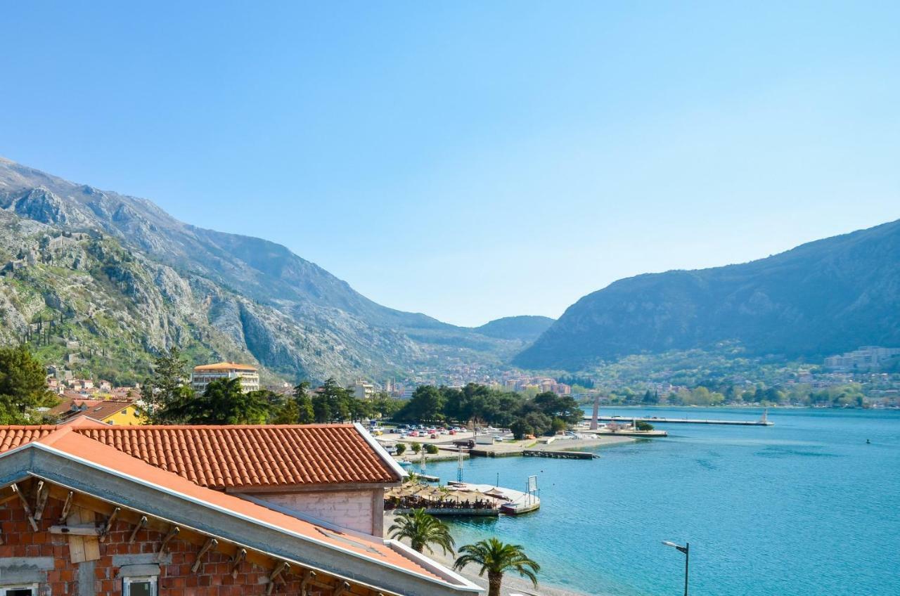 Apartment Barona Kotor Buitenkant foto