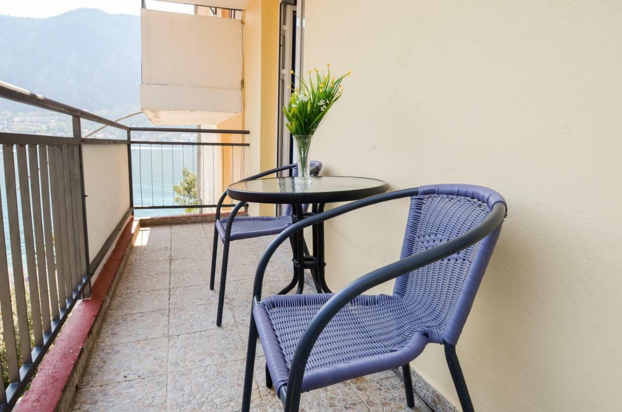 Apartment Barona Kotor Buitenkant foto